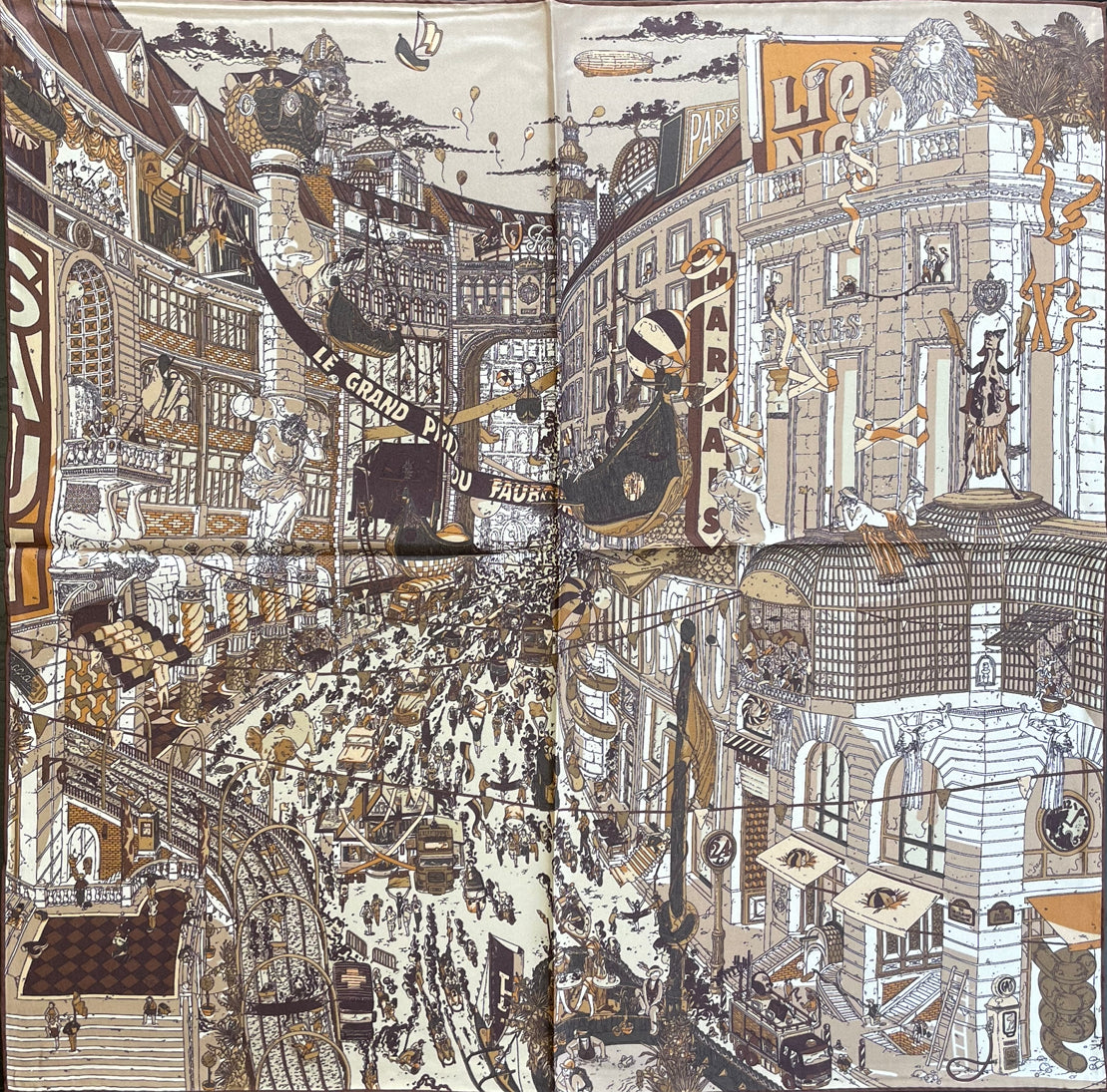 SILK100％  リバーシブルスカーフ 65×65㎝