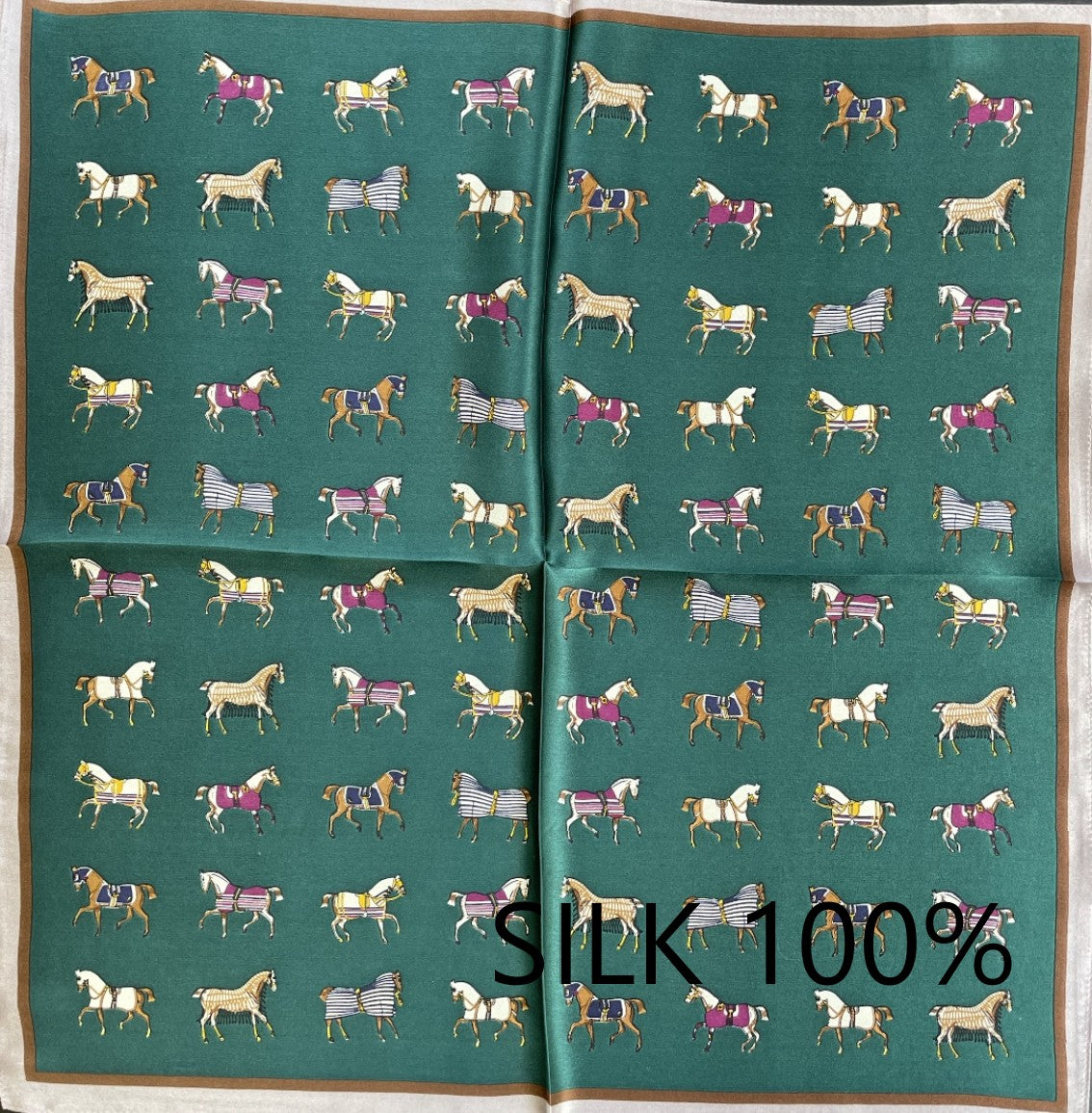 SILK100％  スカーフ 53×53㎝