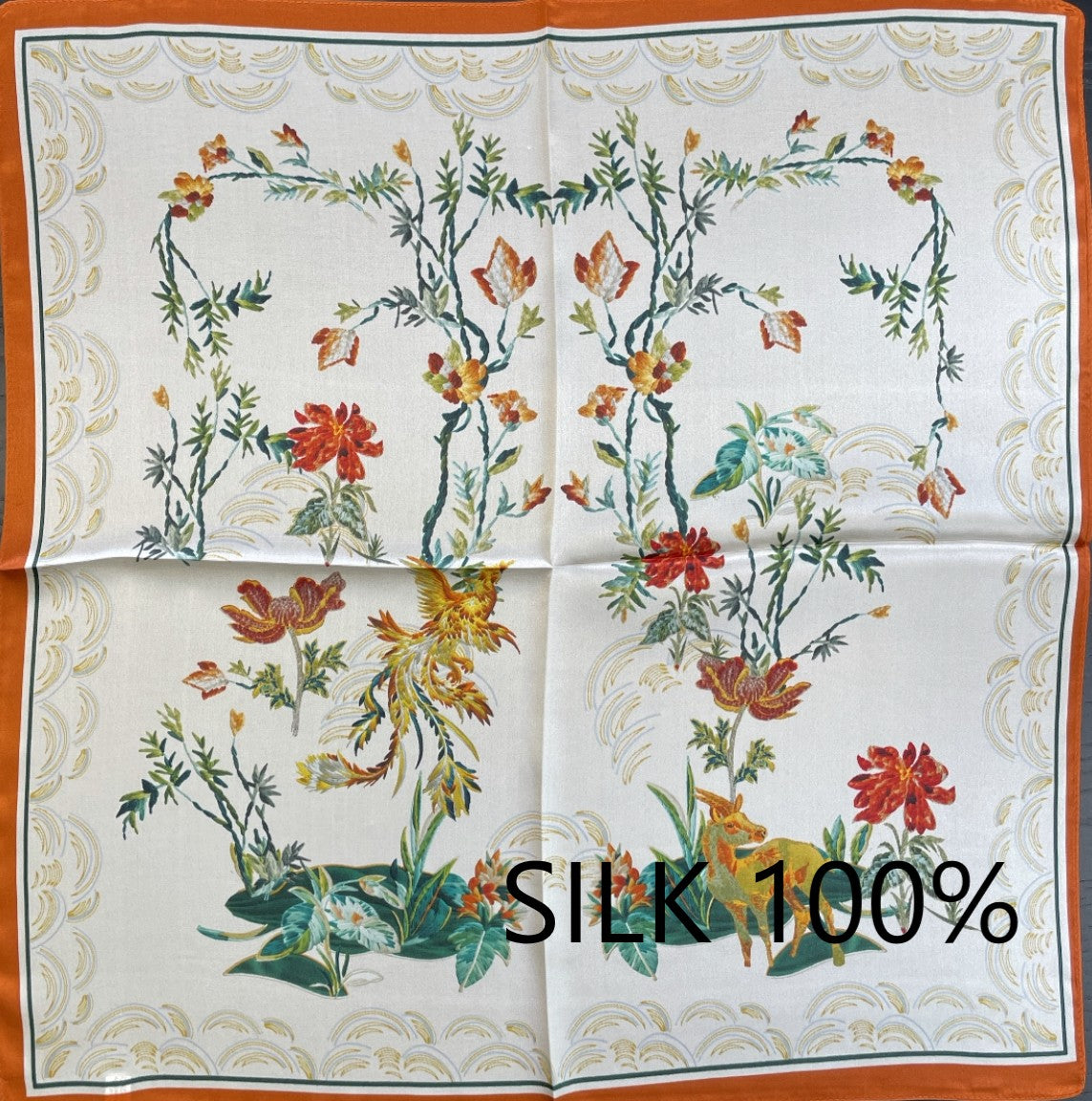 SILK100％  スカーフ 53×53㎝
