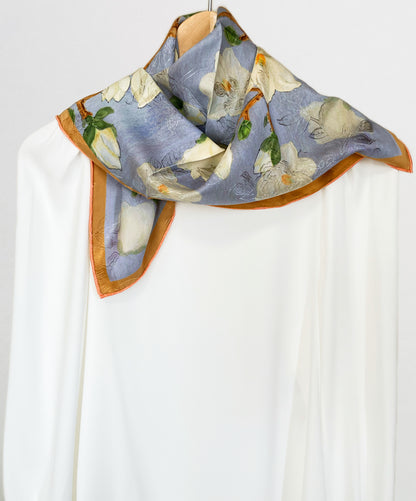 SILK100％  リバーシブルスカーフ 65×65㎝
