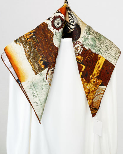 SILK100％  リバーシブルスカーフ 65×65㎝