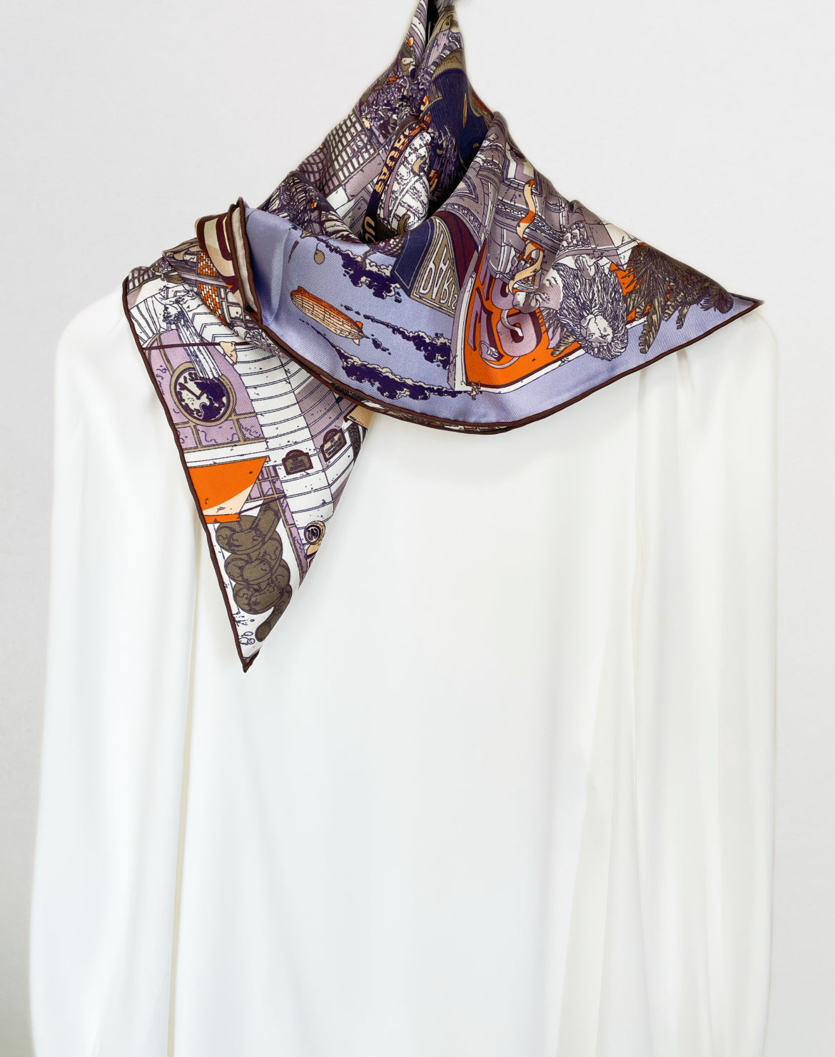 SILK100％  リバーシブルスカーフ 65×65㎝