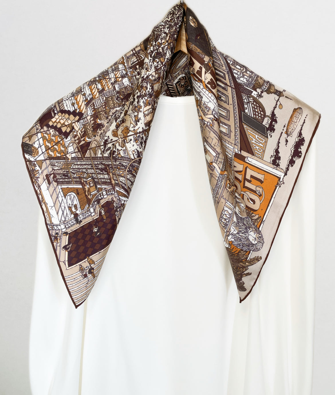 SILK100％  リバーシブルスカーフ 65×65㎝