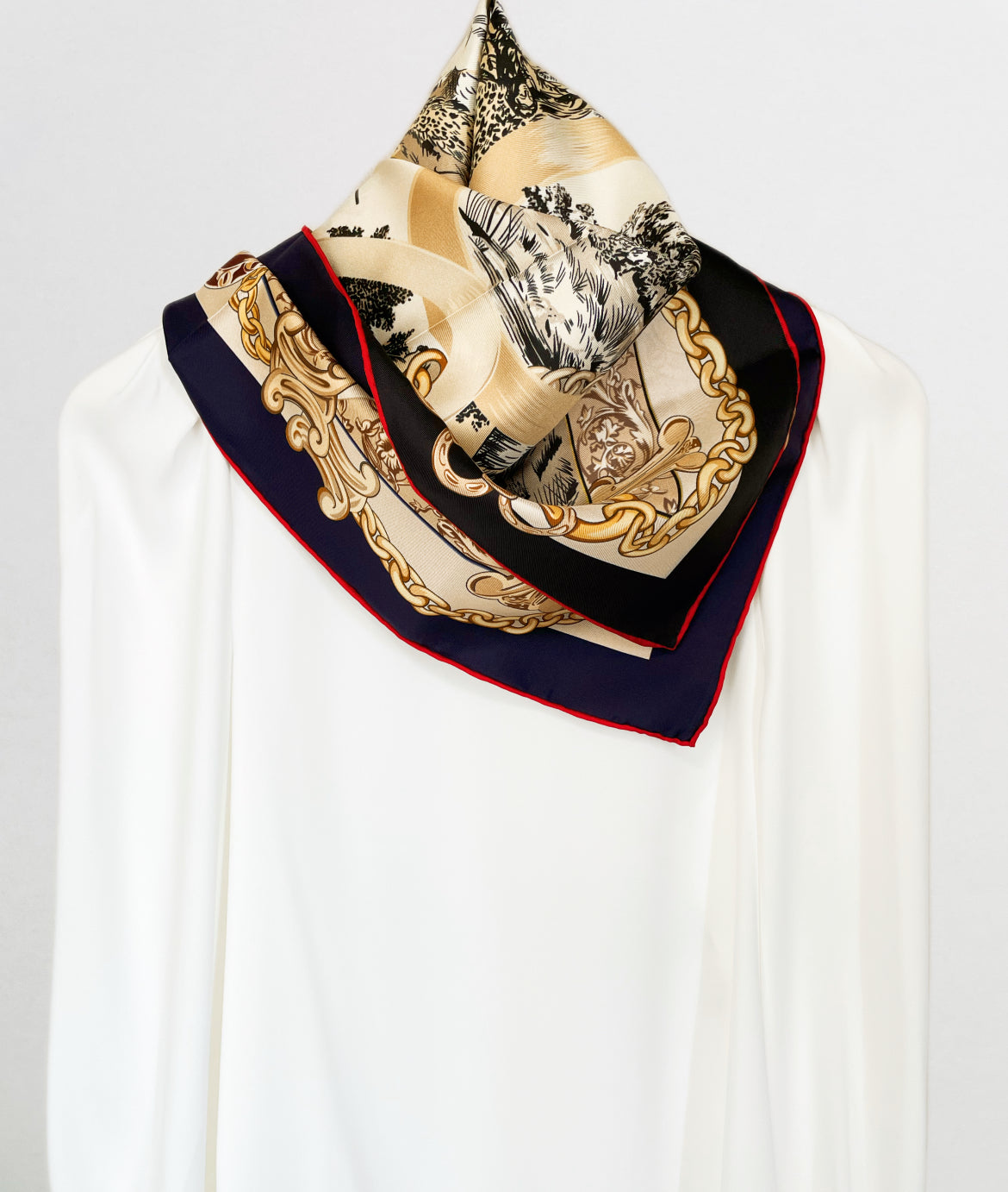 SILK100％  リバーシブルスカーフ 65×65㎝