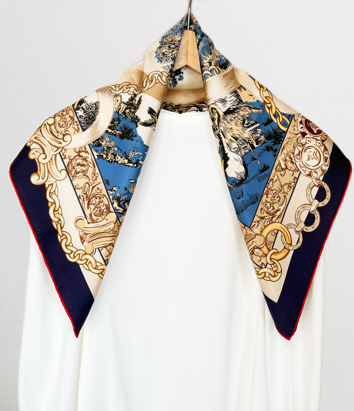 SILK100％  リバーシブルスカーフ 65×65㎝