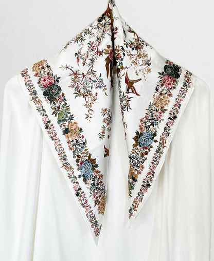 SILK100％  リバーシブルスカーフ 65×65㎝
