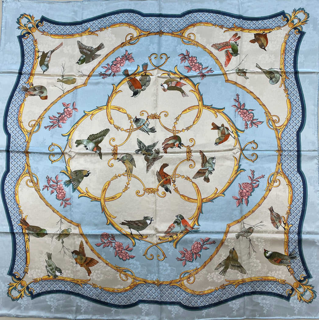 SILK100％  リバーシブルスカーフ 108×108㎝